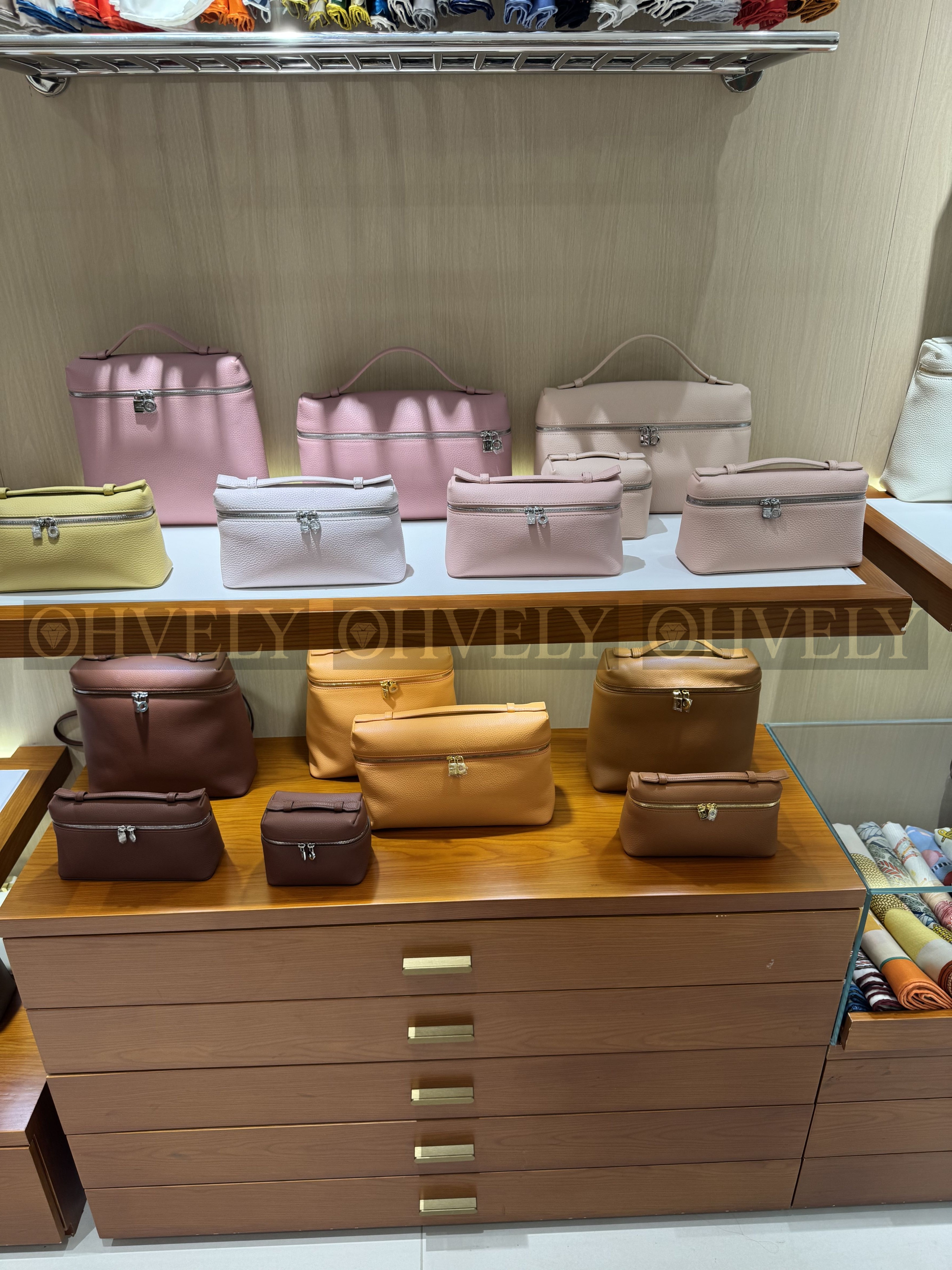 LoroPiana 가방 모음