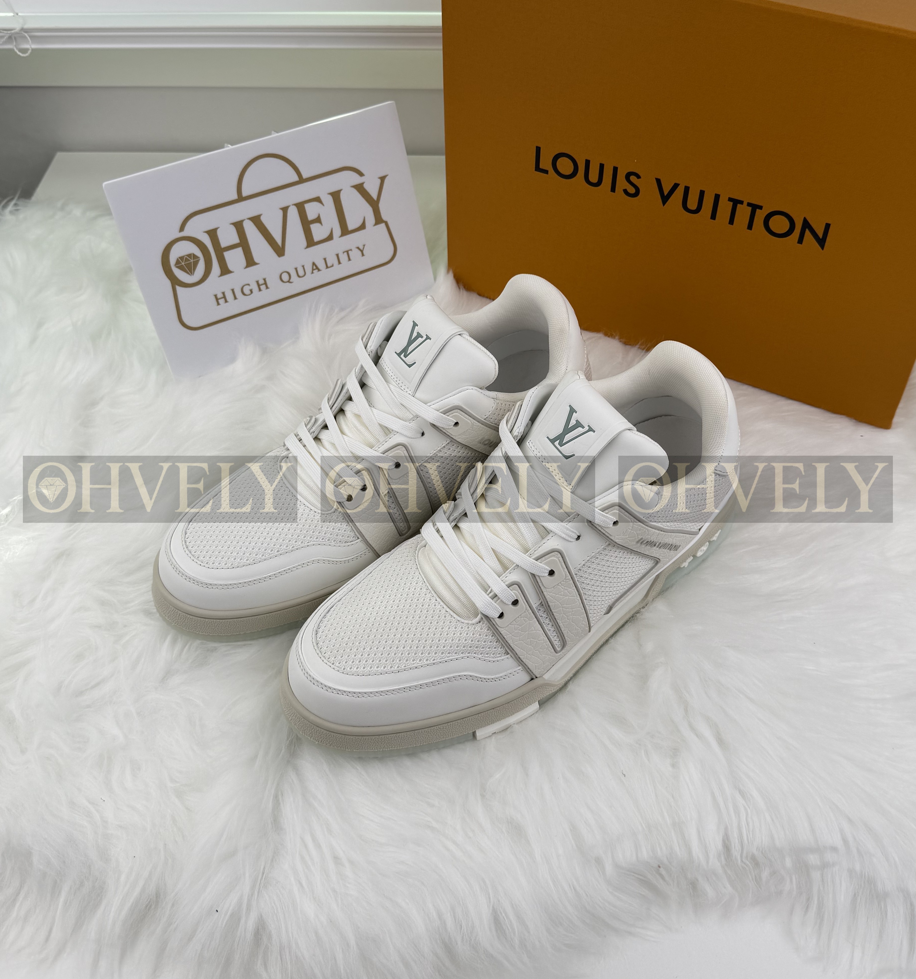 LV 25FW 트레이너 스니커즈 (남성)