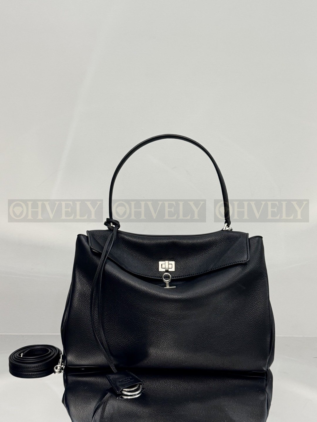 Balenciaga Rodeo 미디움백(블랙)